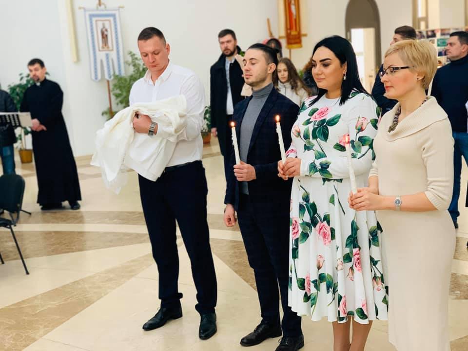 Молодая мама Наталка Карпа впервые показала лицо дочери (эксклюзивное фото)